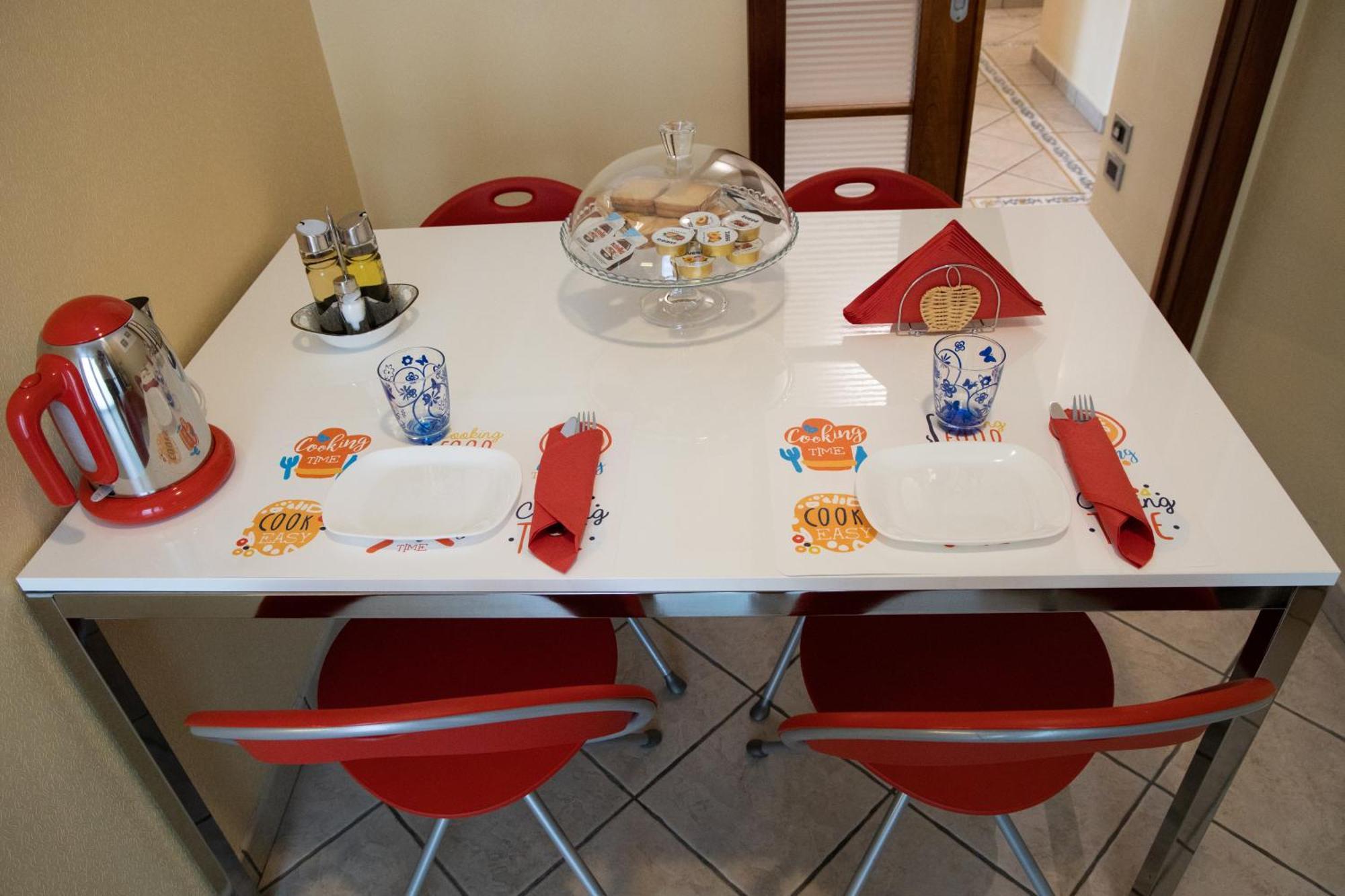Holiday House Sabina Наполи Екстериор снимка