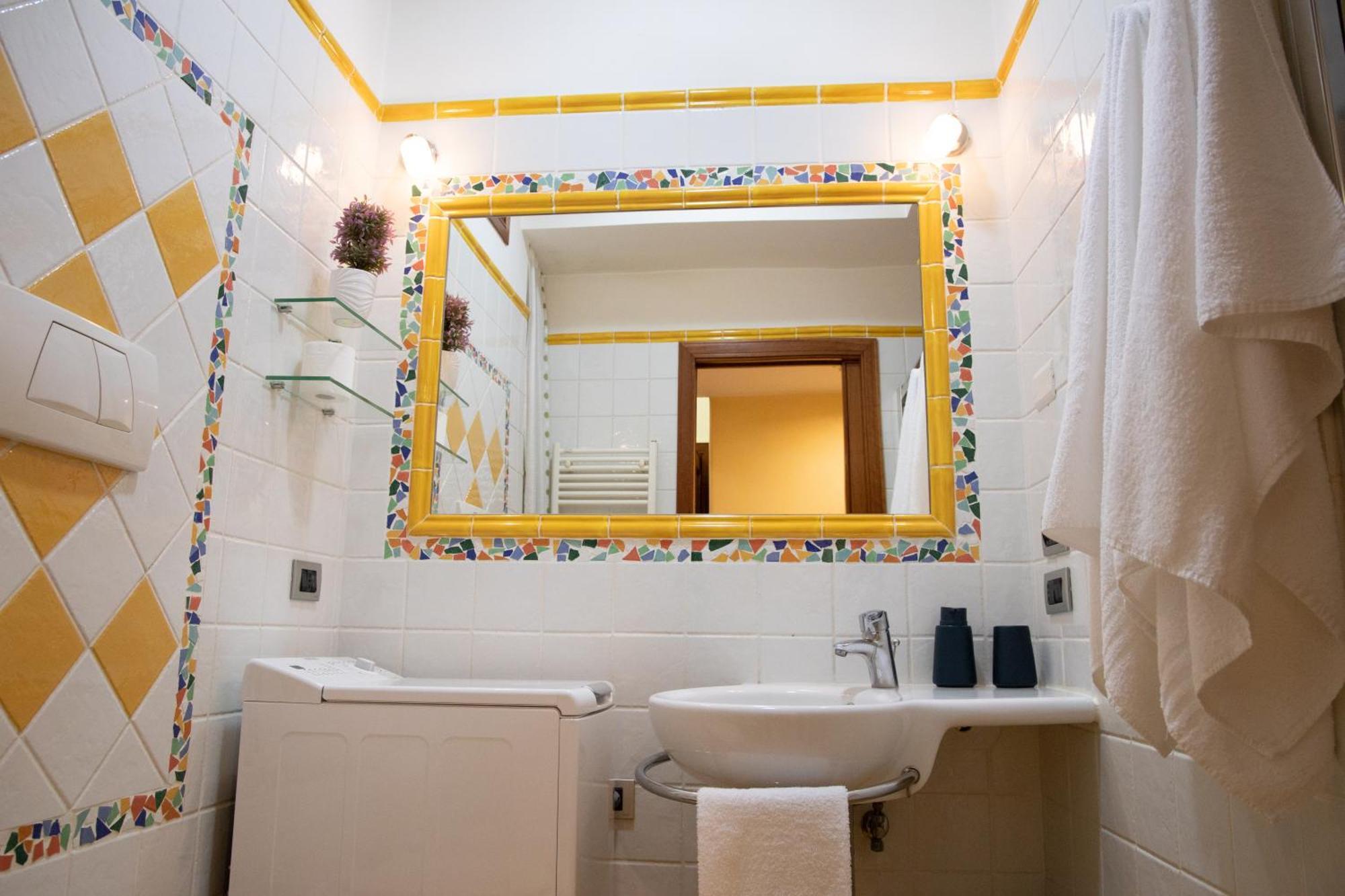 Holiday House Sabina Наполи Екстериор снимка
