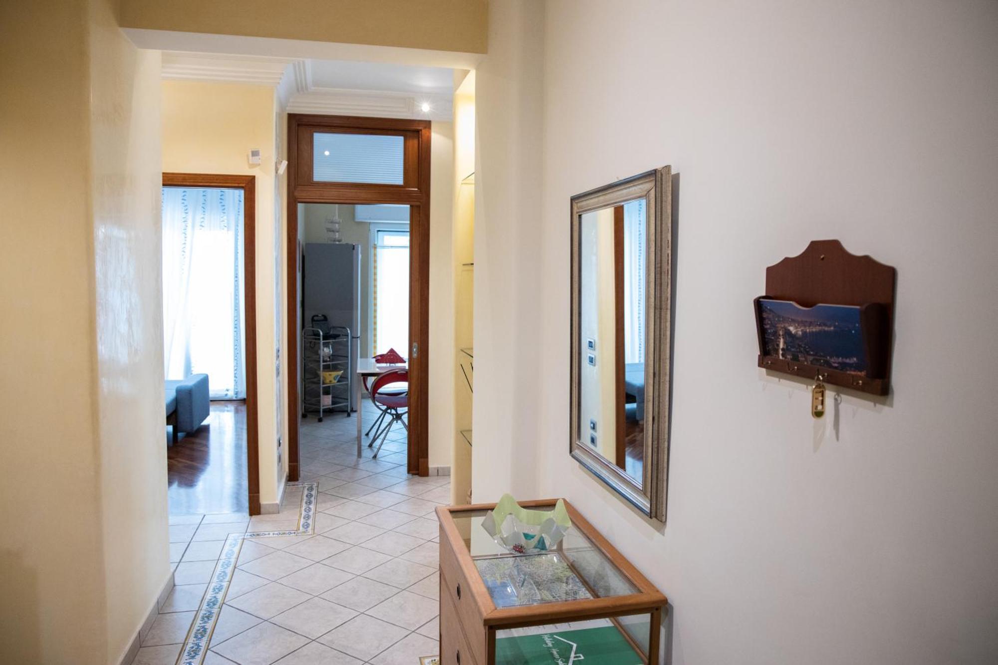 Holiday House Sabina Наполи Екстериор снимка